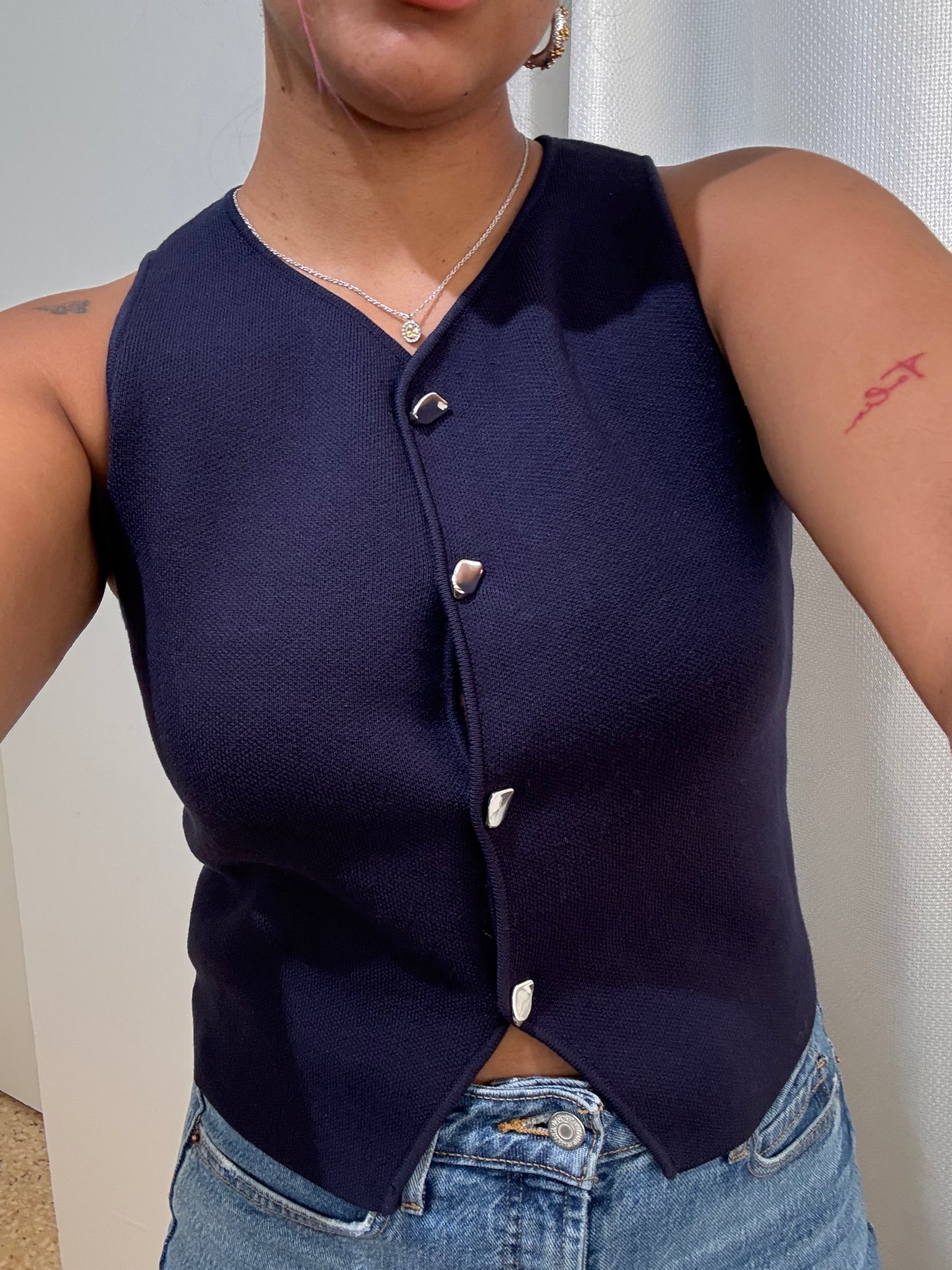 Blue top