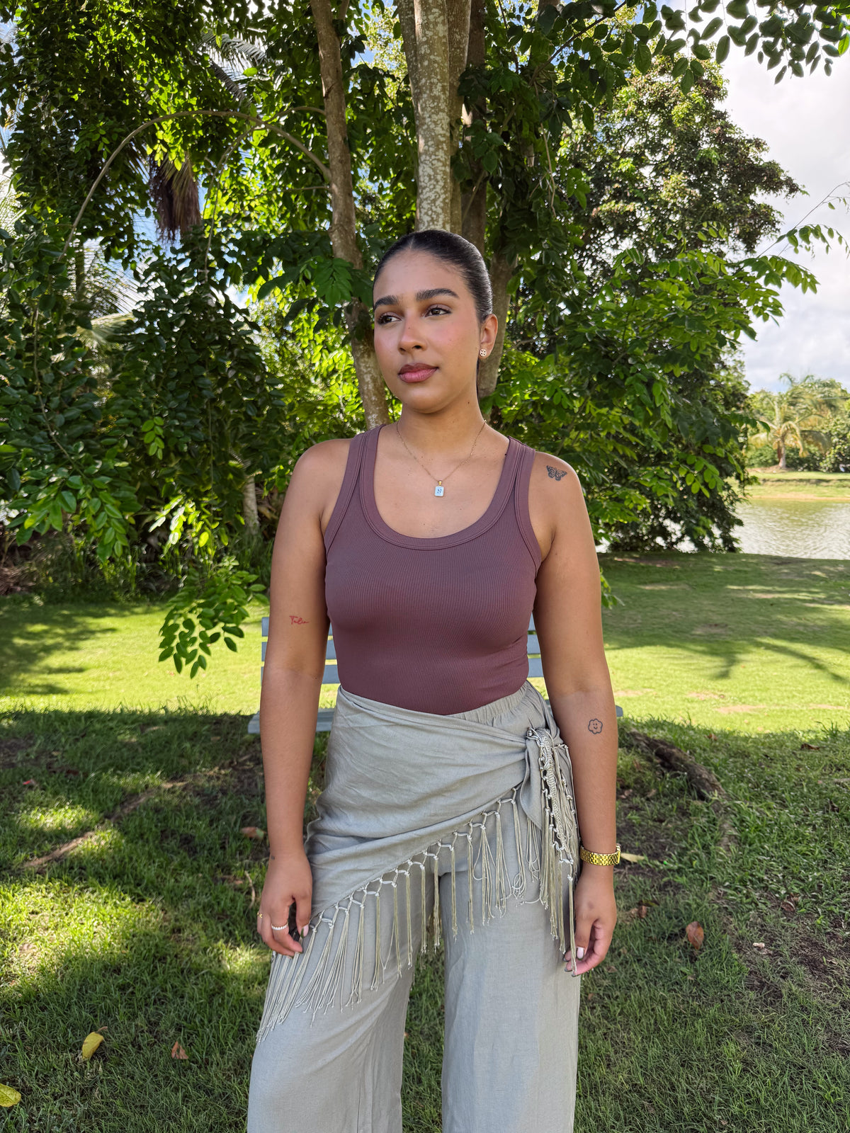 the essential tank top