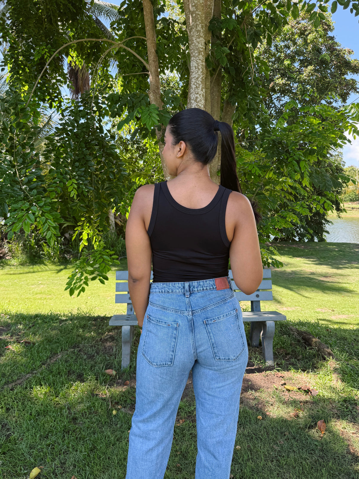 the essential tank top