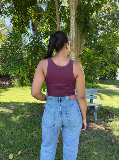 the essential tank top