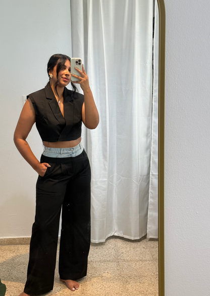 pantalón de mezclilla negro
