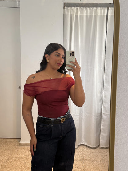 Top de malla rojo